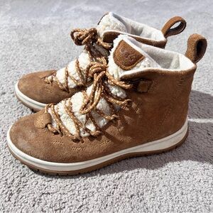 Sherpa and suede Ugg lace up boots
